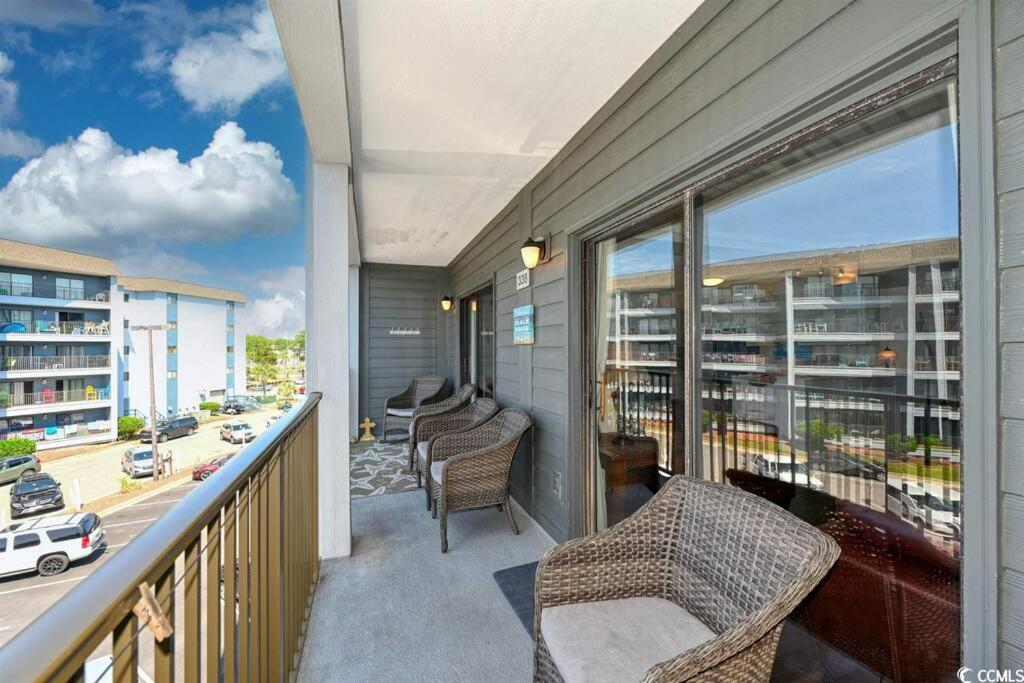 מירטל ביץ' Family Friendly, Cozy, Home At The Beach מראה חיצוני תמונה